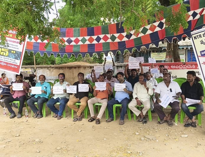 G.O. 396 వల్ల రాష్ట్రంలో 5 లక్షల దస్తావేజు లేఖరుల కుటుంబాలు రోడ్డుపాలు