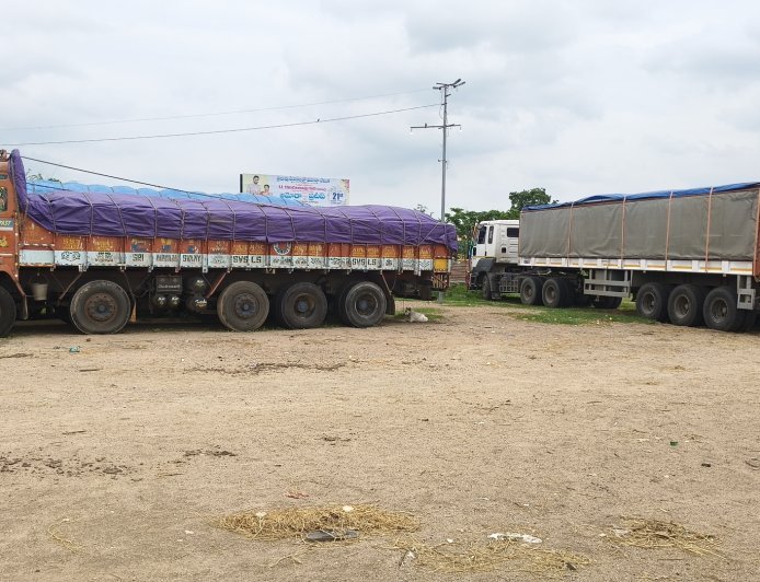 ఉచిత ఇసుకకు తెలంగాణ బాటేనా