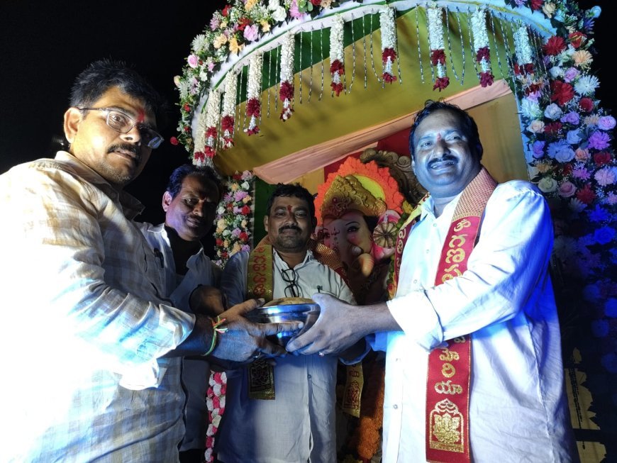 భక్తి శ్రద్ధలతో గణేష్ నవరాత్రి వేడుకలు